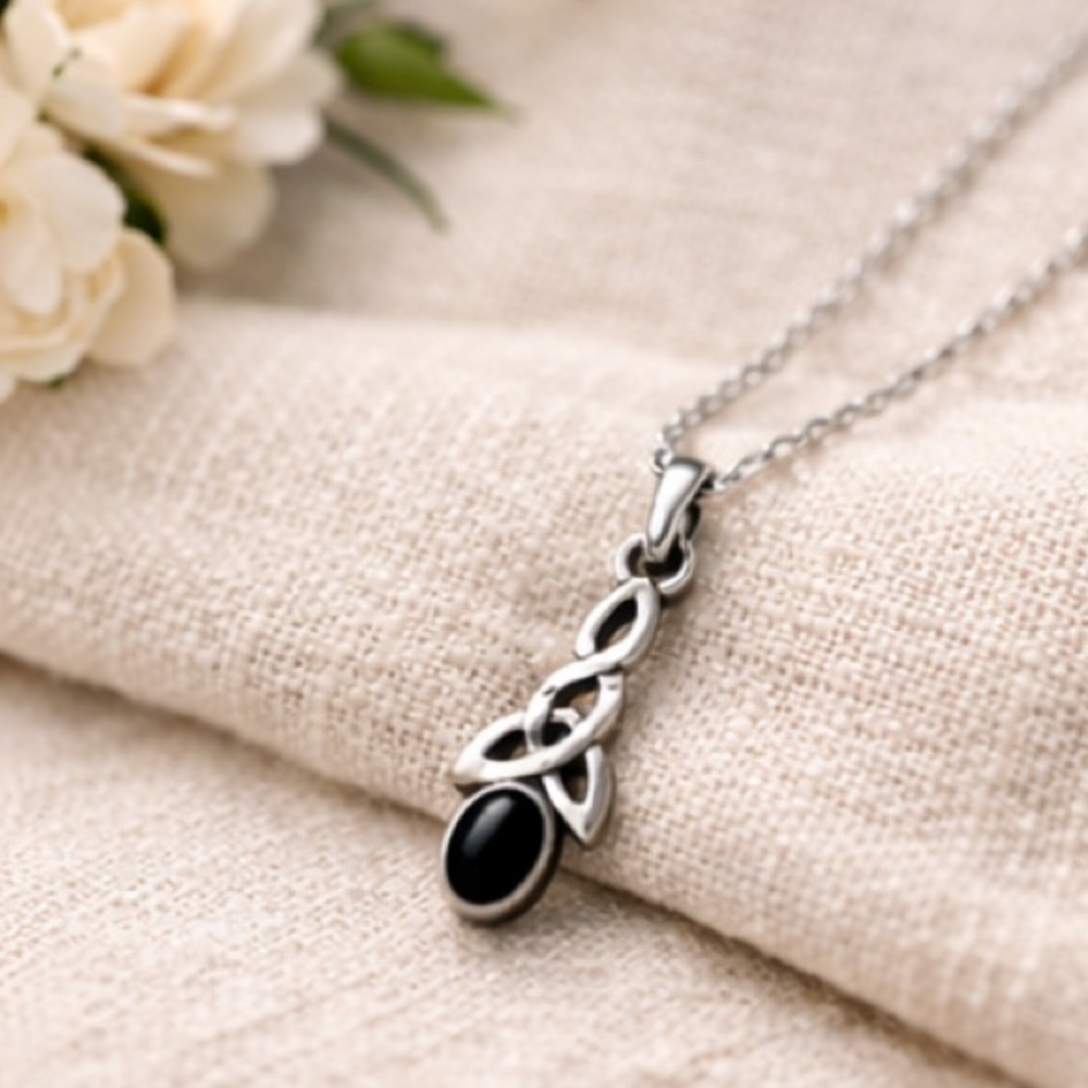 Sterling Silver Celtic Knot Necklace Black Onyx Pendant 925